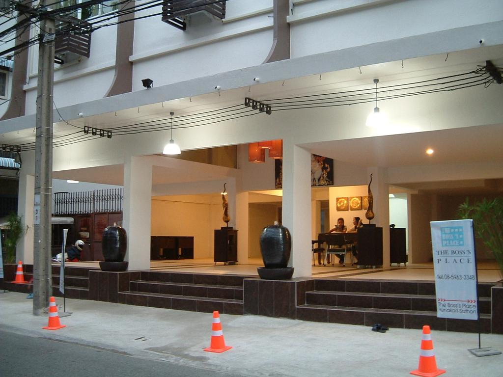 The Boss'S Place Sathorn Банкок Екстериор снимка