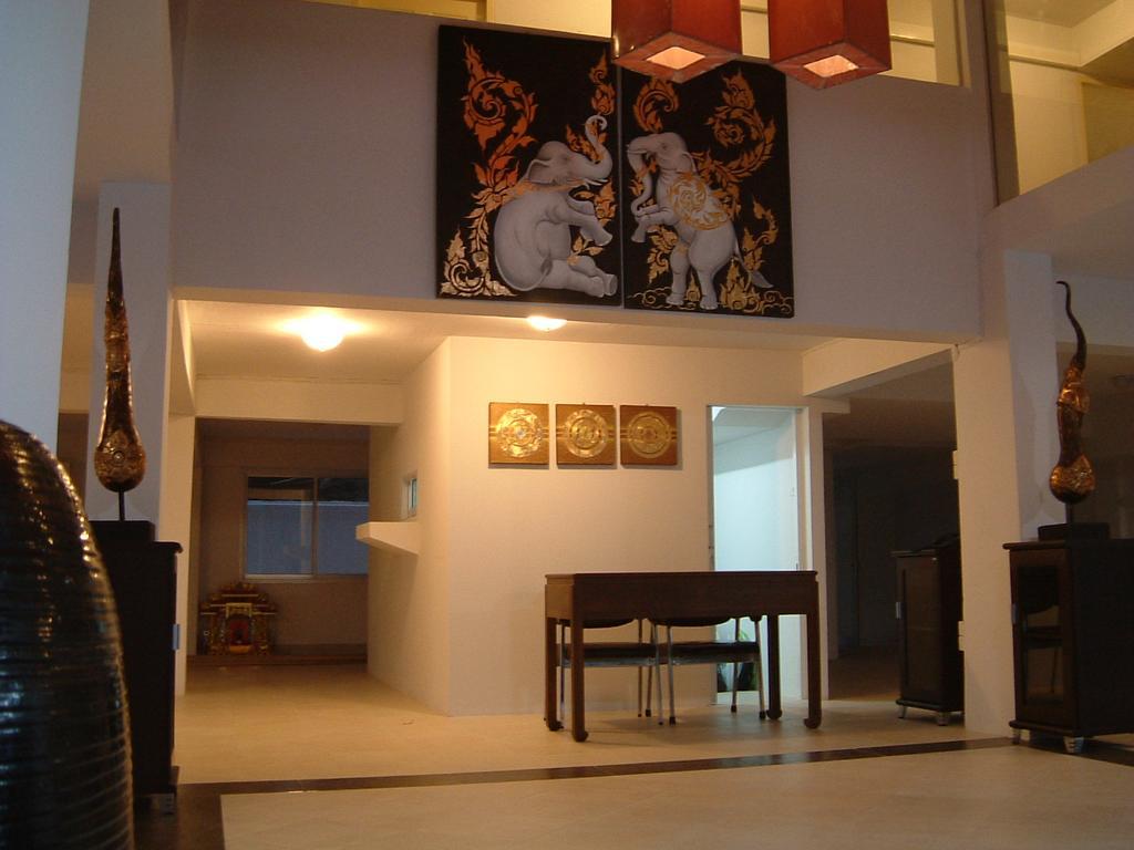 The Boss'S Place Sathorn Банкок Екстериор снимка