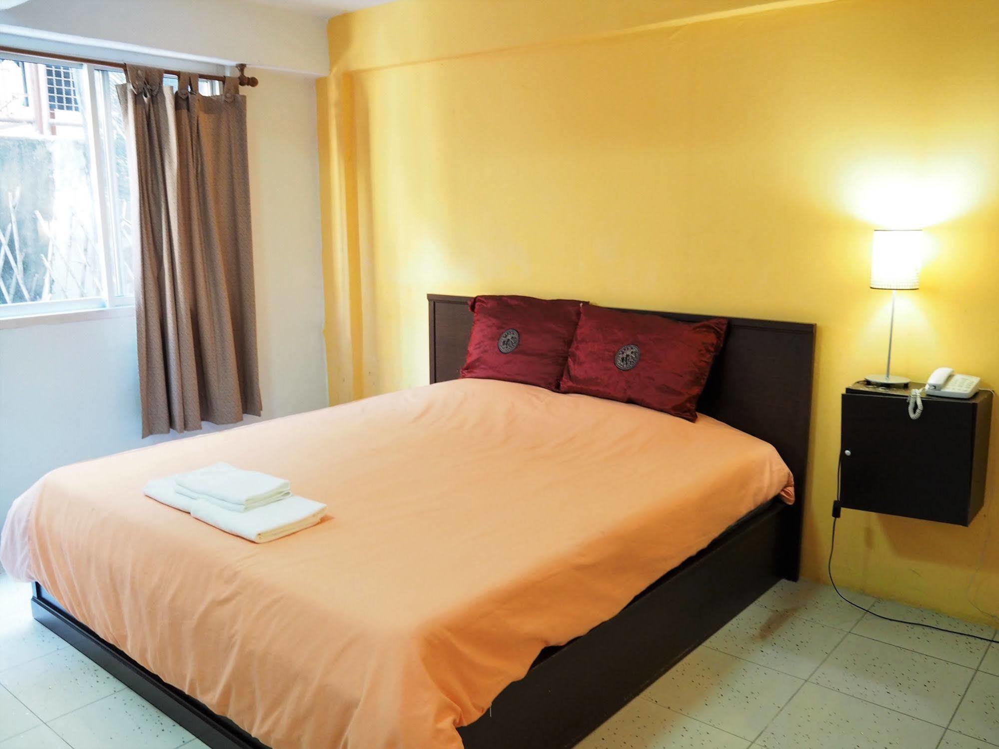 The Boss'S Place Sathorn Банкок Екстериор снимка